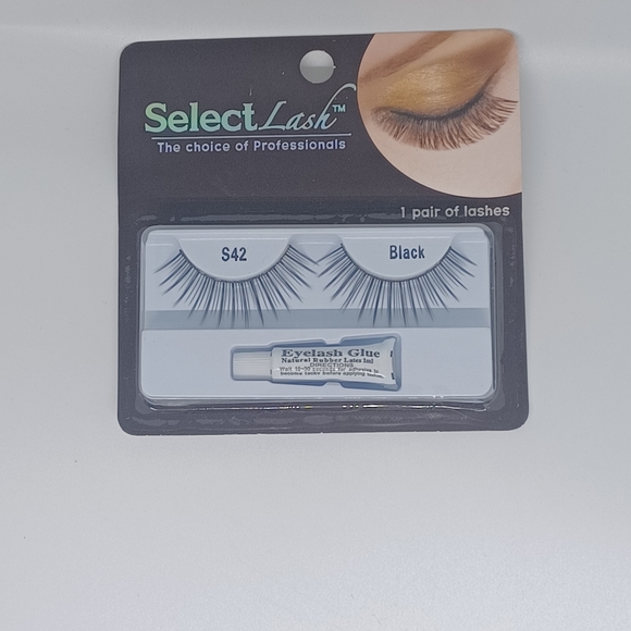 Select Lash S42 Lashes with Glue - Picture 3 of 4